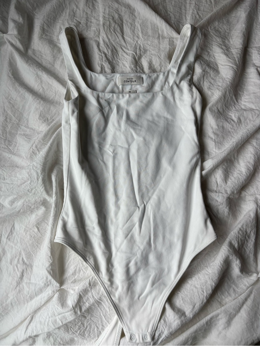 Aritzia White Contour Scoop Neck Bodysuit